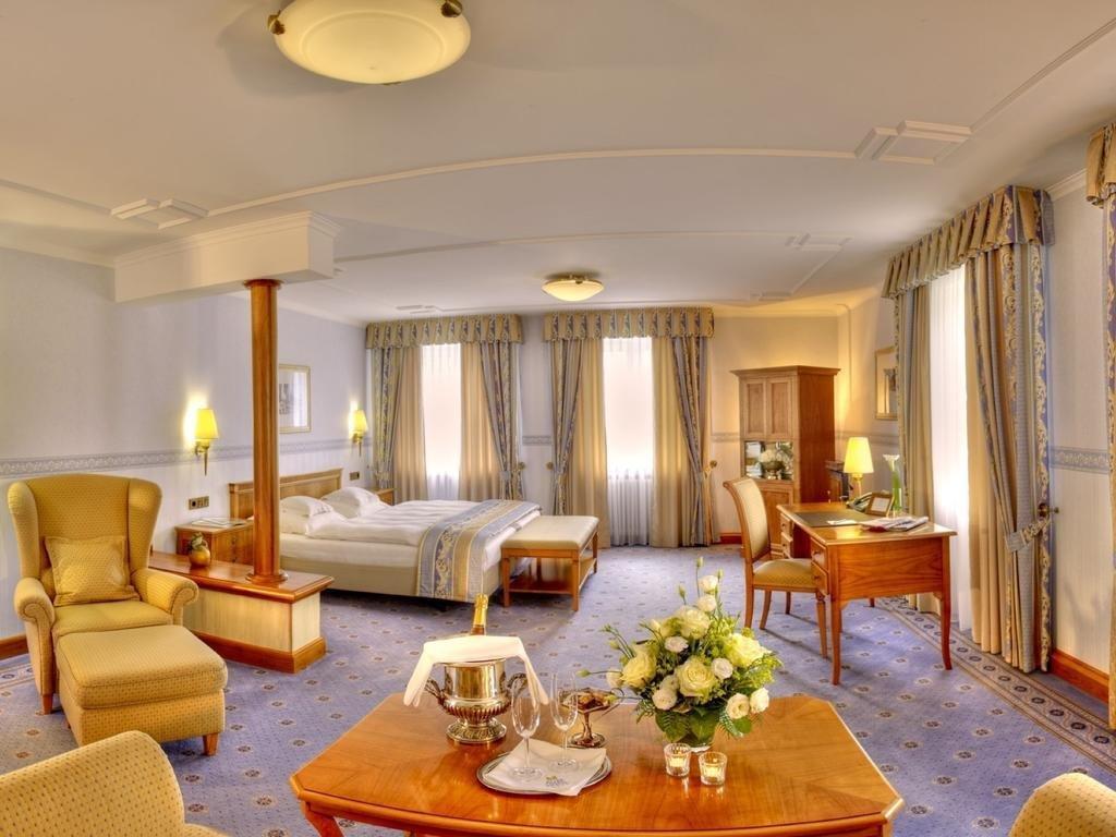 Allee Hotel Neustadt an der Aisch Ngoại thất bức ảnh